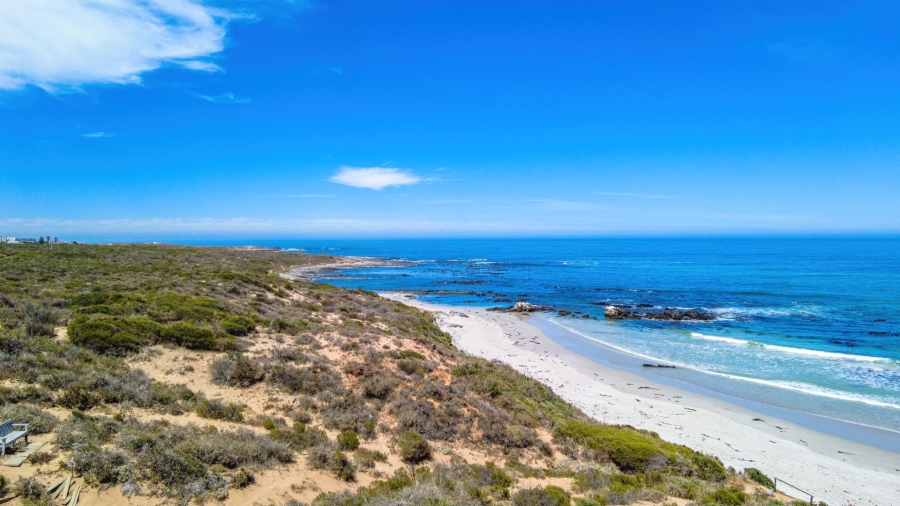 4 Bedroom Property for Sale in Grotto Bay Western Cape